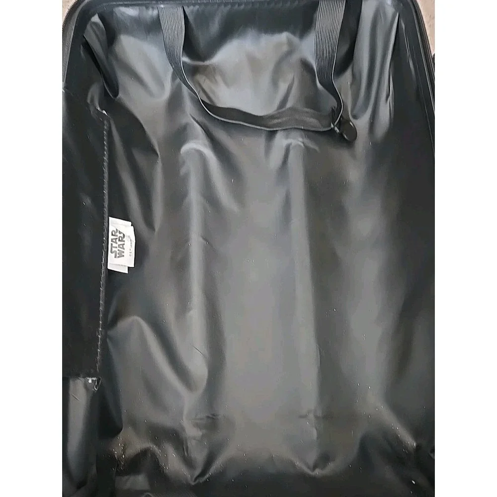 Star Wars Disney Yoda Carry‎ On Suitcase 18 X 8 The Child Most Wanted.